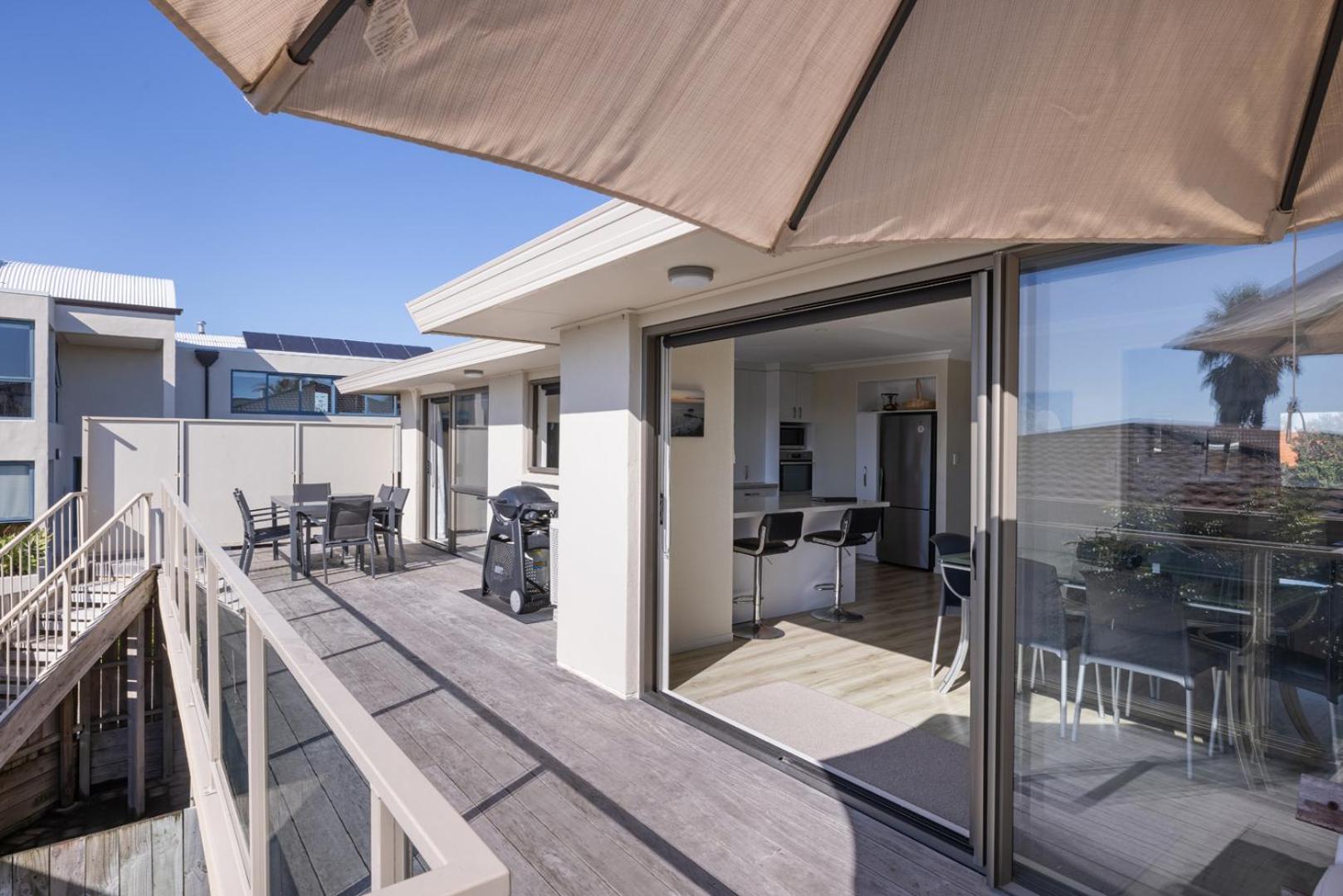 Magnificent Sunrises, Oceanbeach & Sea Views Tauranga Extérieur photo